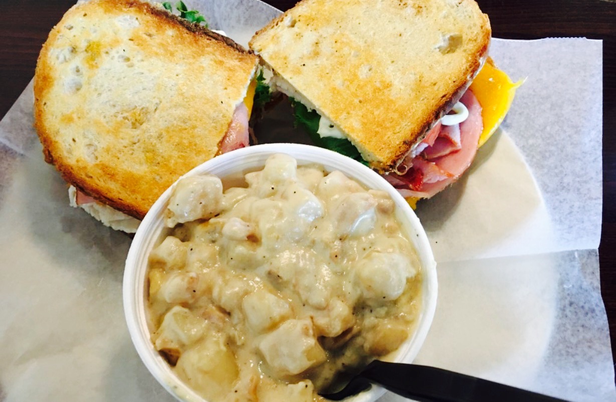 Homemade Ice Cream & Pie Kitchen