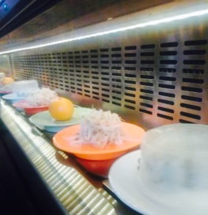 Running Sushi & Wok餐厅图片