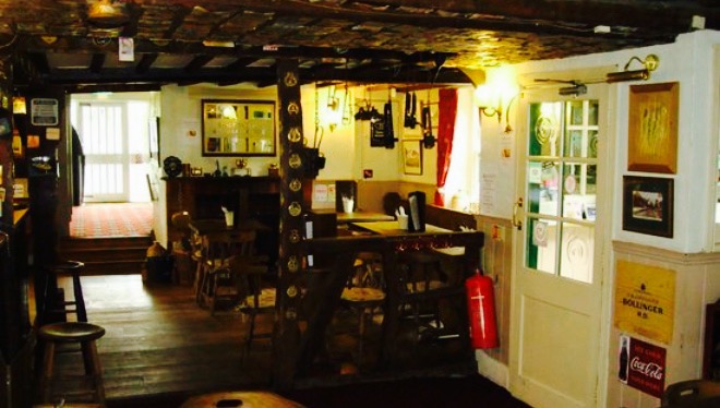 Half Moon and Spread Eagle餐厅图片