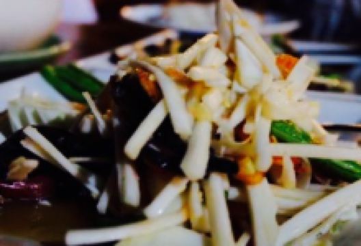 Priewlom Chomnam美食图片