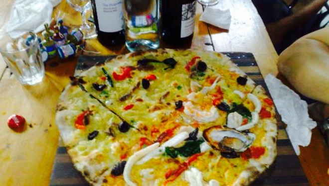 Russell’s Pizza餐厅图片