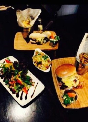 The Front Bar餐厅图片