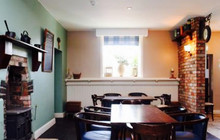 The Oaks Bar & Restaurant餐厅图片