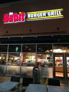 The Habit Burger Grill-罗斯米德-GLSQ****_311