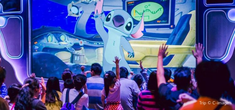 Resultado de imagen de shanghai disneyland tomorrowland stitch