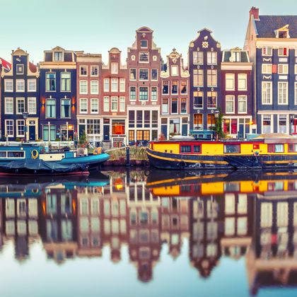 阿姆斯特丹运河+黄金弯+Moco博物馆+阿姆斯特丹植物园+蓝桥一日游