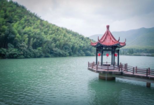 宜兴竹海风景区-镜湖景点图片
