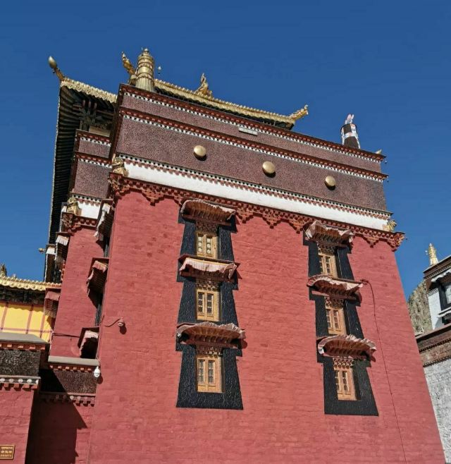 日喀则扎寺广场旅行图片 2