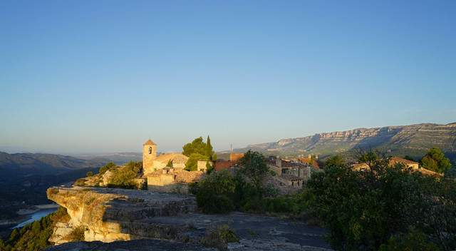 加泰罗尼亚最上镜的悬崖古镇：Siurana 休拉纳