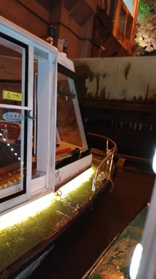 坐船游桂林两江四湖，得过这一道关卡，才能继续前行