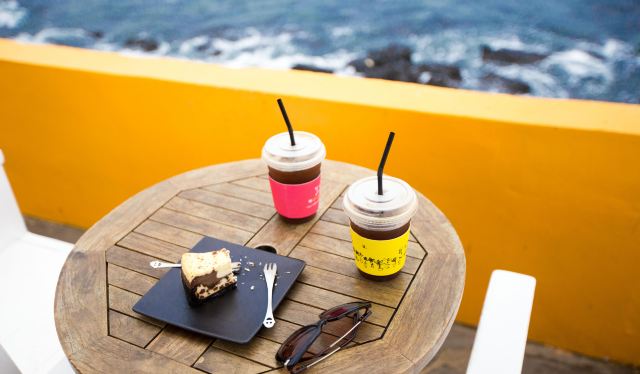 BOMNAL CAFE