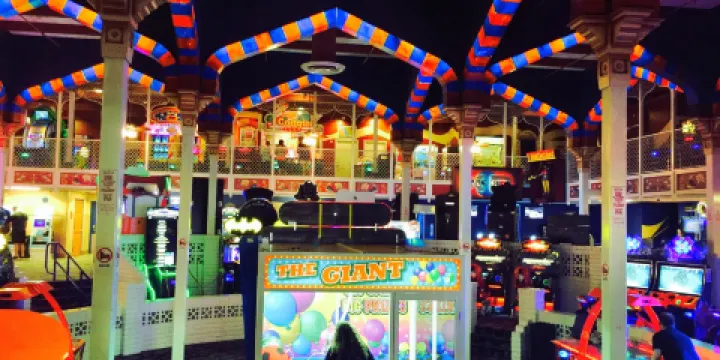 城堡&雲霄飛車主題公園