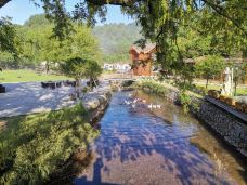 徐凫岩-宁波-YoYo_9Q5X6D5Q