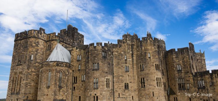 Alnwick Castle Travel Guidebook Must Visit Attractions In