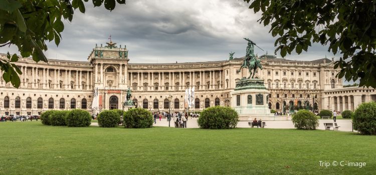 Heldenplatz Travel Guidebook Must Visit Attractions In Vienna