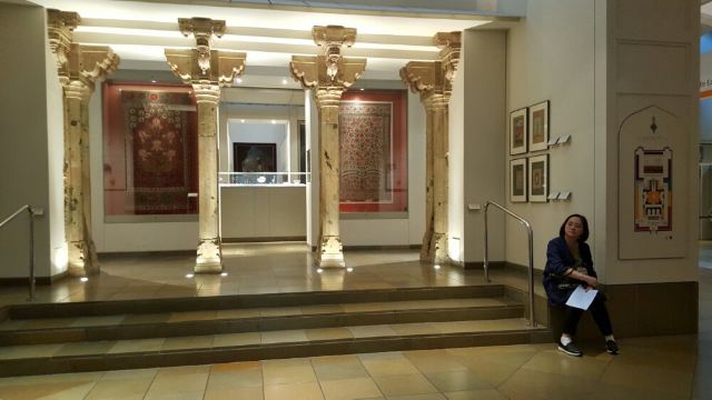 Victoria and Albert Museum