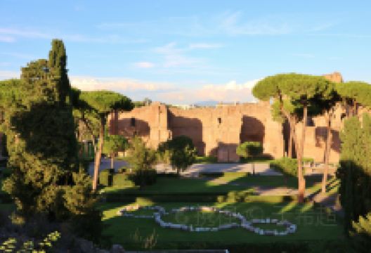 泰拉奇纳旅游图片-探访《绝美之城》罗马取景地行程路线