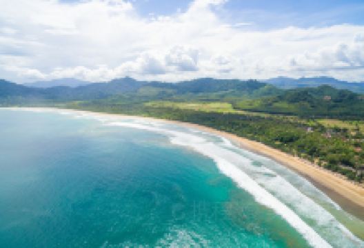 龙目岛库塔海滩景点图片
