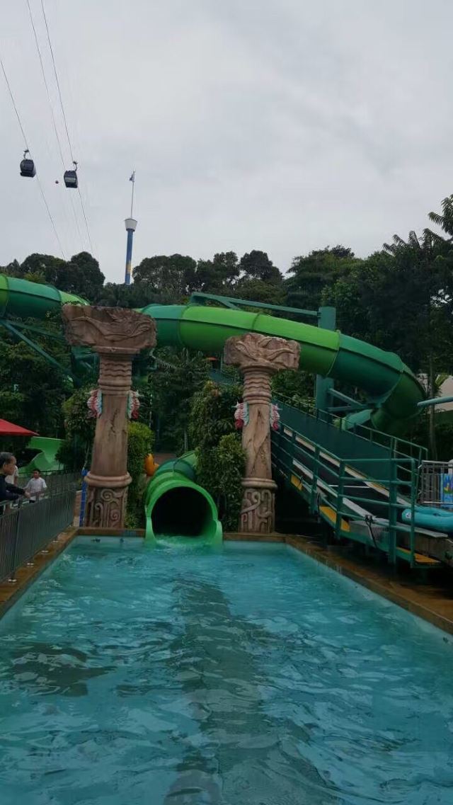Adventure Cove Waterpark
