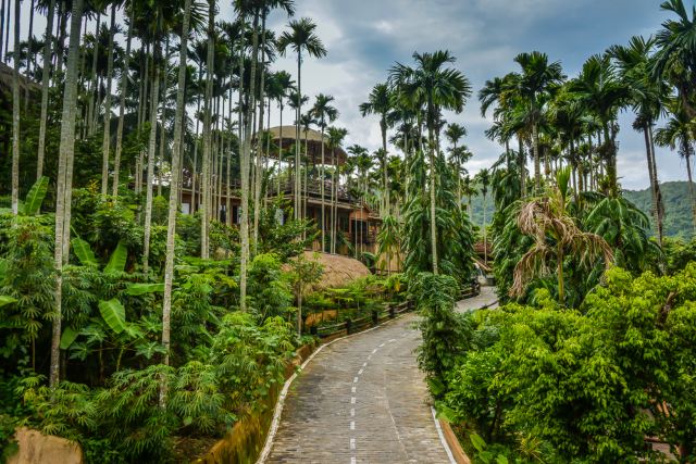 Binlang Ethnic Village
