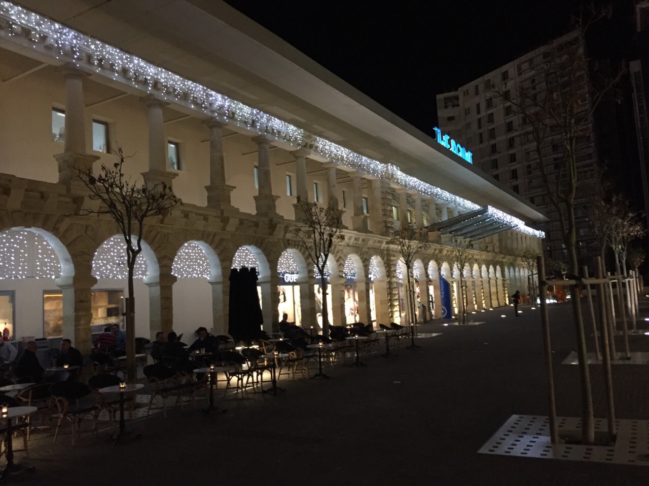 马耳他购物中心