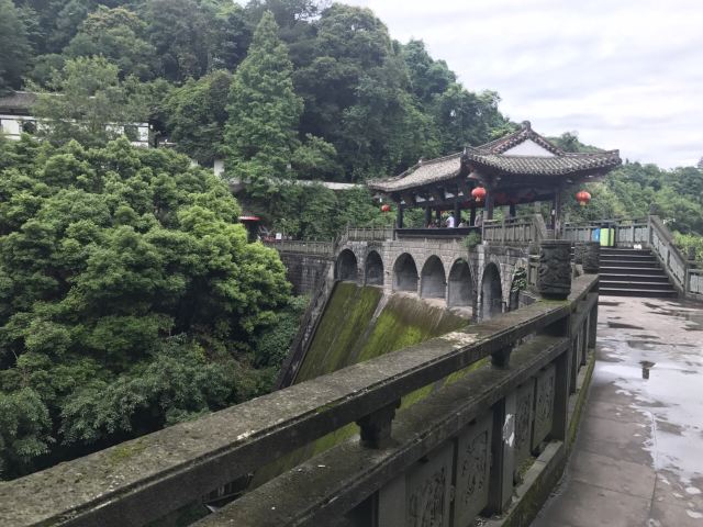 충라이주시 호수