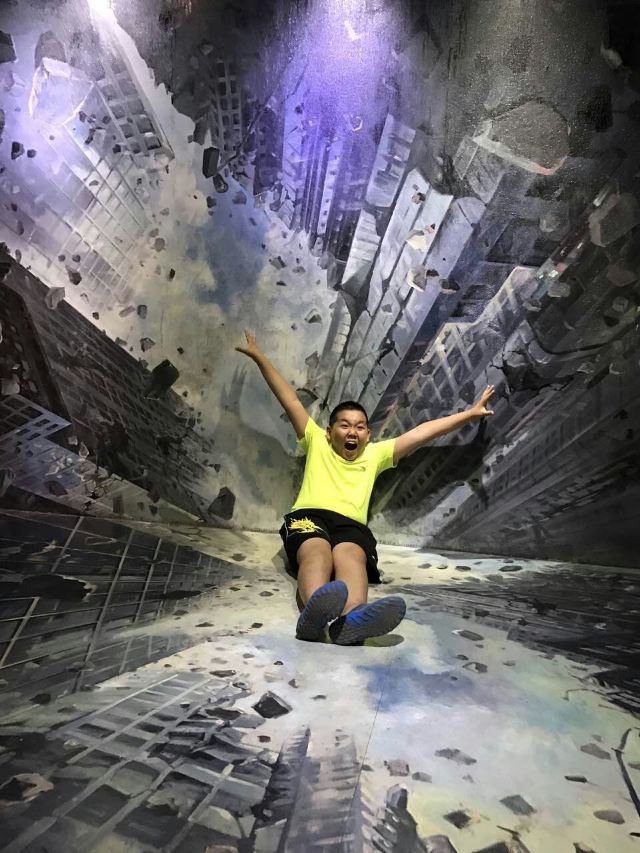Qujiang Polar Ocean Park