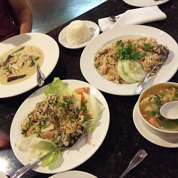 Krua Thai Cuisine Reviews Food Drinks In Hawaii Kailua Kona
