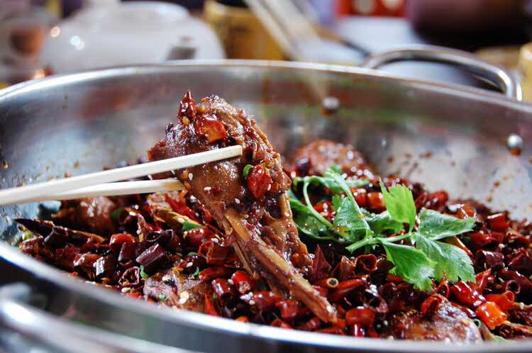 渝新干锅辣鸭头(徐水分店)