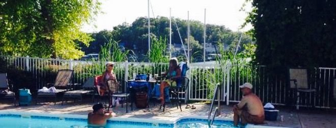 LakeSide Cafe at Ozark Yacht Club