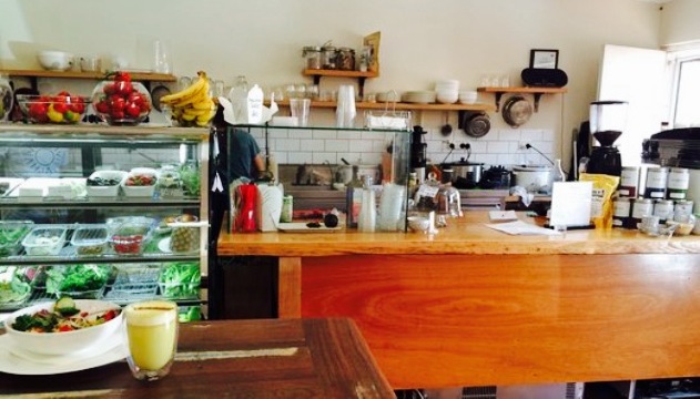 Raw + More Cafe餐厅图片