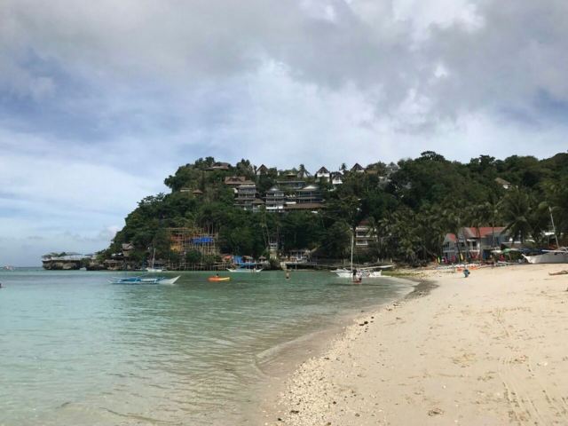 Ilig Iligan Beach