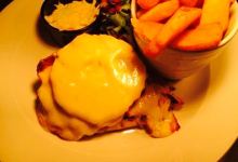 Fox & Grapes美食图片