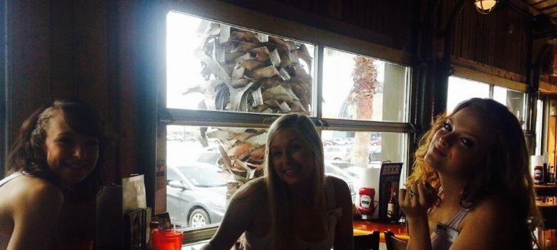 Hooters