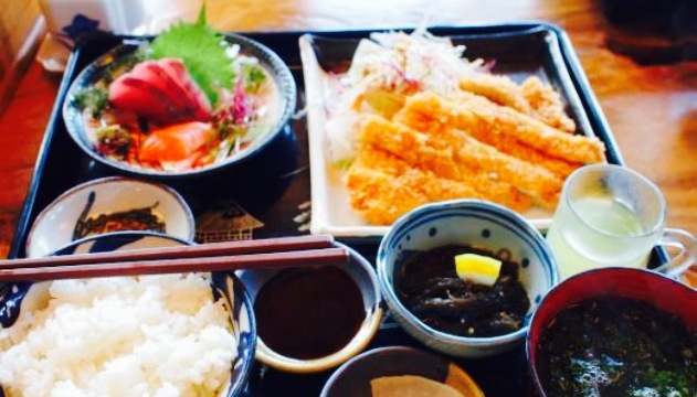 うちなーの味 石なぐ餐厅图片