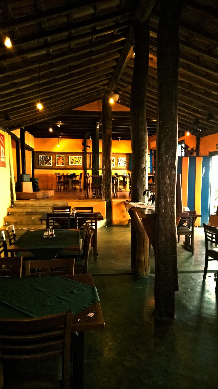 Taberna 1921 restaurant pub