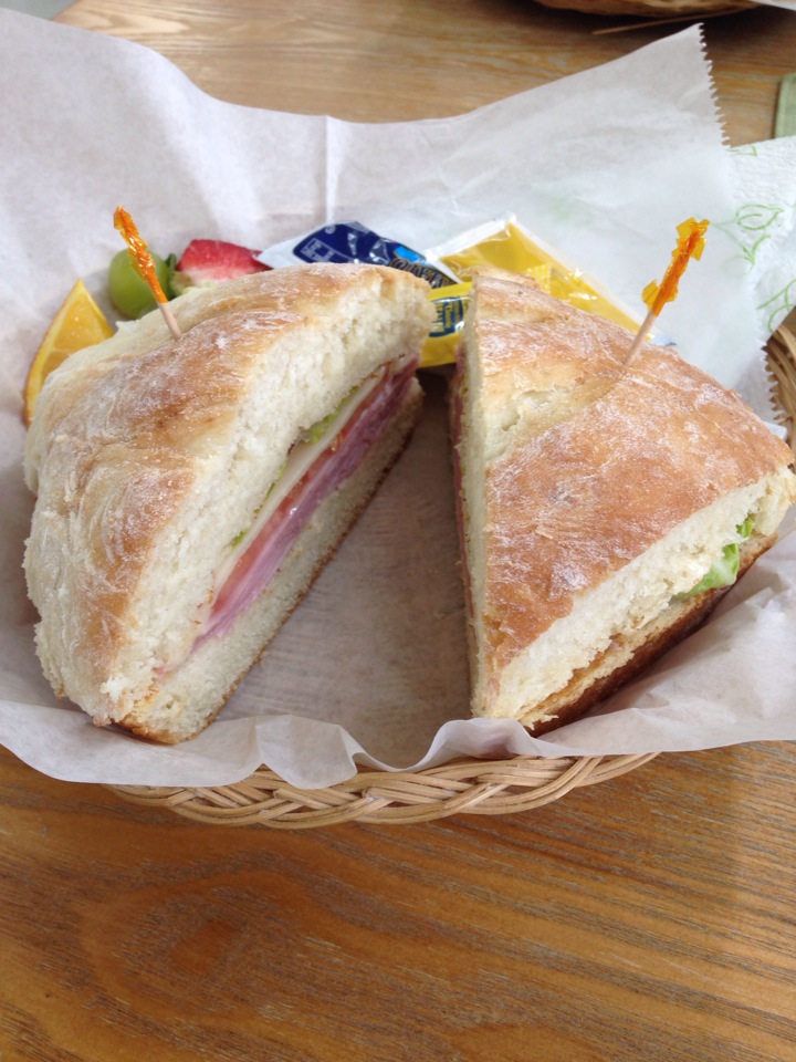 Lite Side Cafe & Bakery