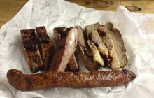 Matus Pit BBQ餐厅图片