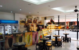 33 Cafe