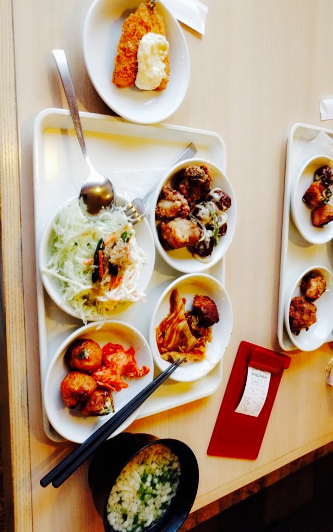 Shidaka Hotel Az Oita Hiji餐厅图片