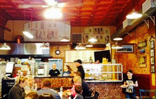 Napoli Pizzaria Restaurant餐厅图片