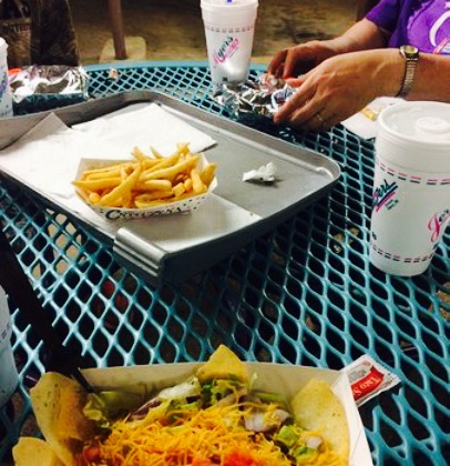 Myers Cruizzers Drive-In