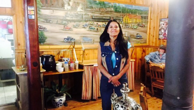 Foster's Hotel Bar Restaurant餐厅图片