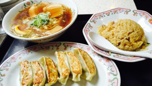 Gyoza no Osho Fushuhommachi Ekimae餐厅图片