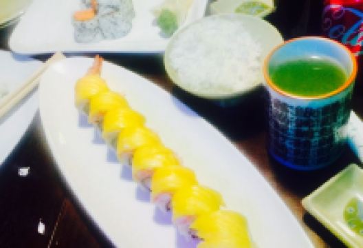 Yaka Sawa Sushi & Grill美食图片