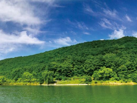 侍郎湖