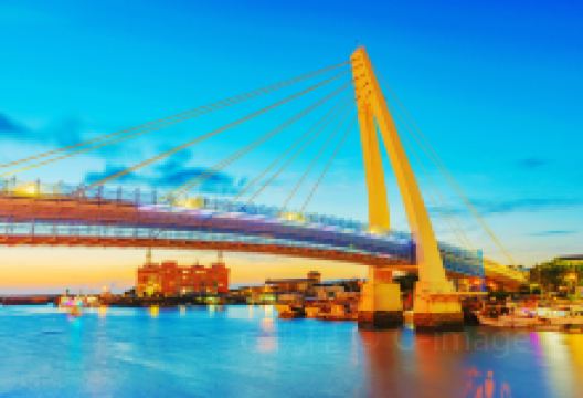 情人桥景点图片