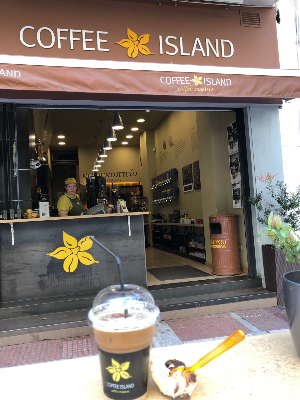 推荐雅典宪法广场附近的咖啡店和甜点