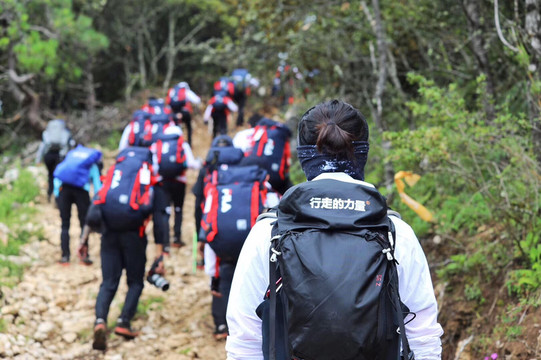 与陈坤一起徒步是一种怎样的感受呢?