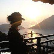 爱吃番茄的镜子